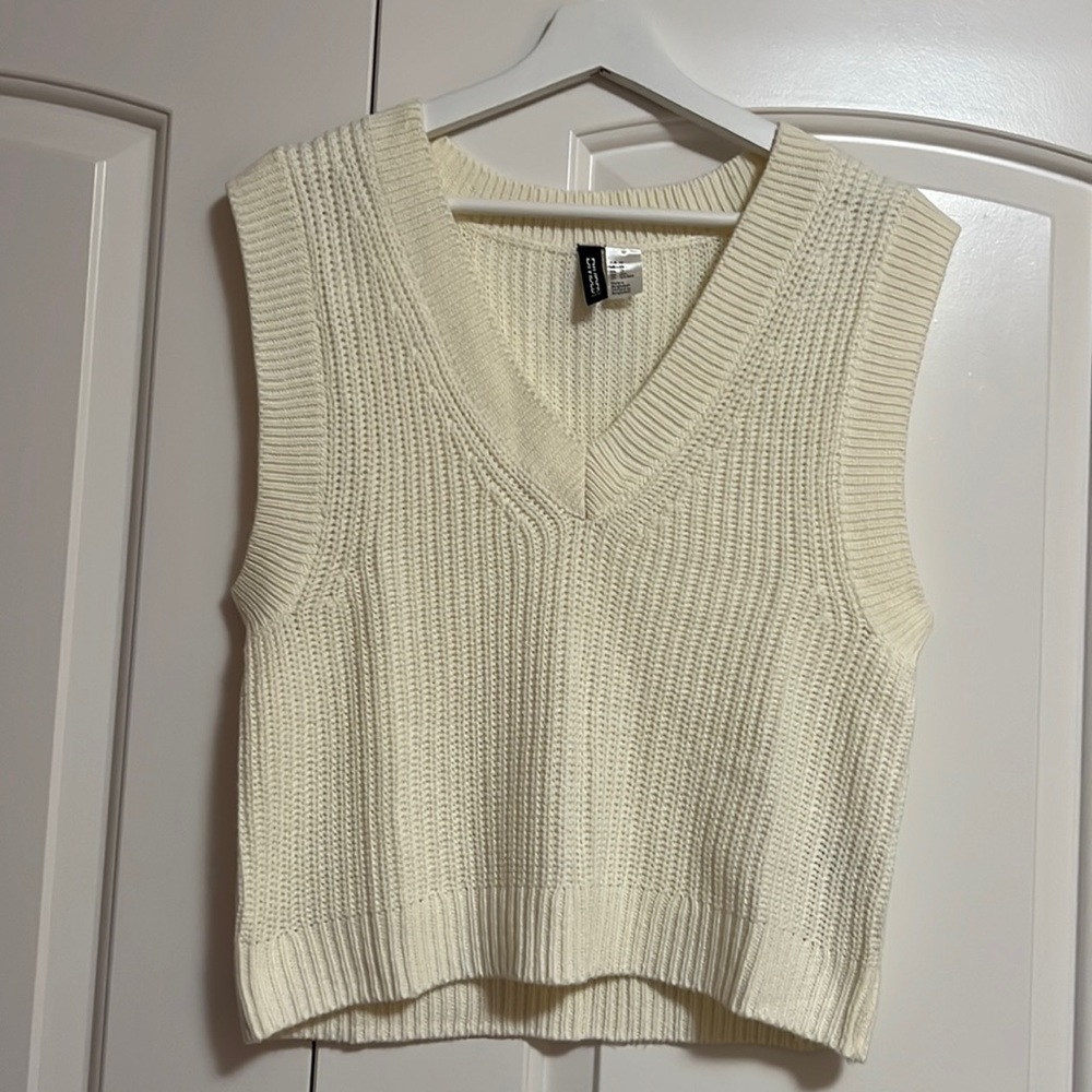 Sweater Vest
